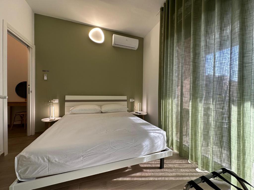 Meridian A23 Hotel Reggio Emilia Bagian luar foto