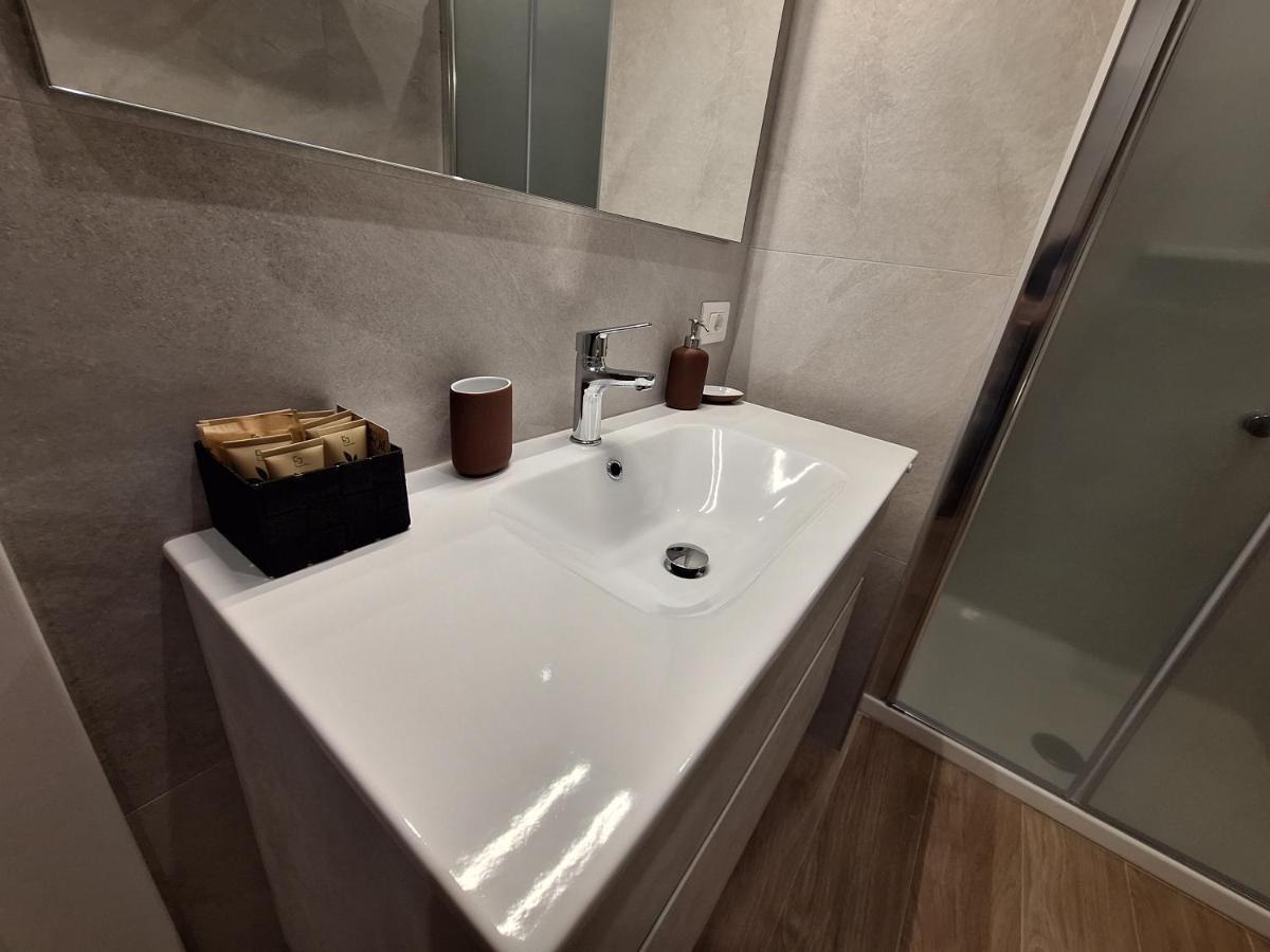 Meridian A23 Hotel Reggio Emilia Bagian luar foto